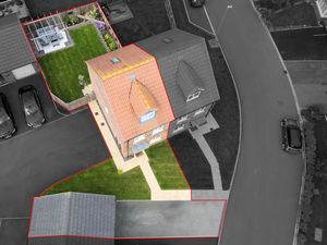 Photo 21- click for photo gallery